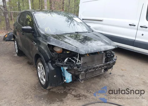 2017 Ford Escape S z USA, uszkodzony, nr VIN 1FMCU0F79HUB19834